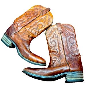 Laredo BROWN LEATHER COWBOY Boots Mens 11 D, Pointed Toe Western 65042 Insulated
